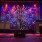 Lucid_Realism_Gambar_realistis_dari_Musisi_Elektronik_Lokal_Po_0